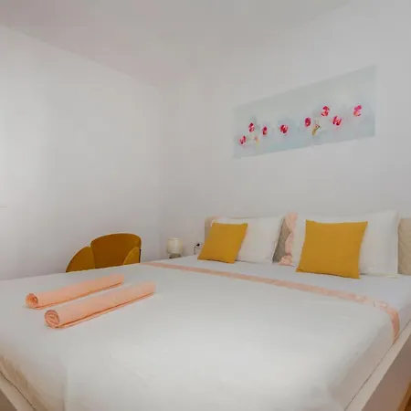 Holiday home 2 Bedroom Cozy In *